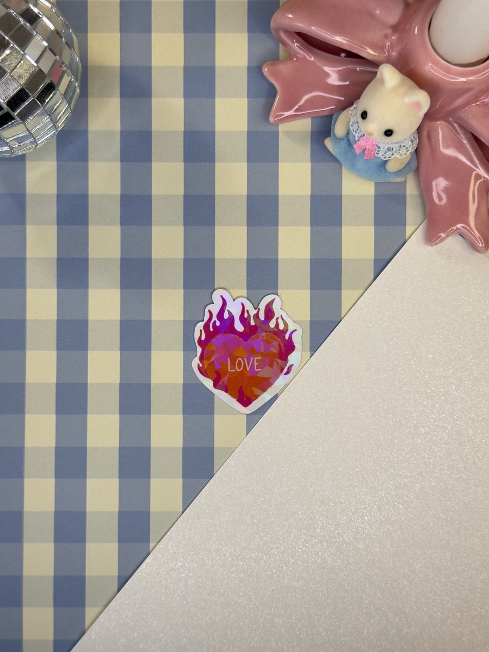 Sticker coeur en feu