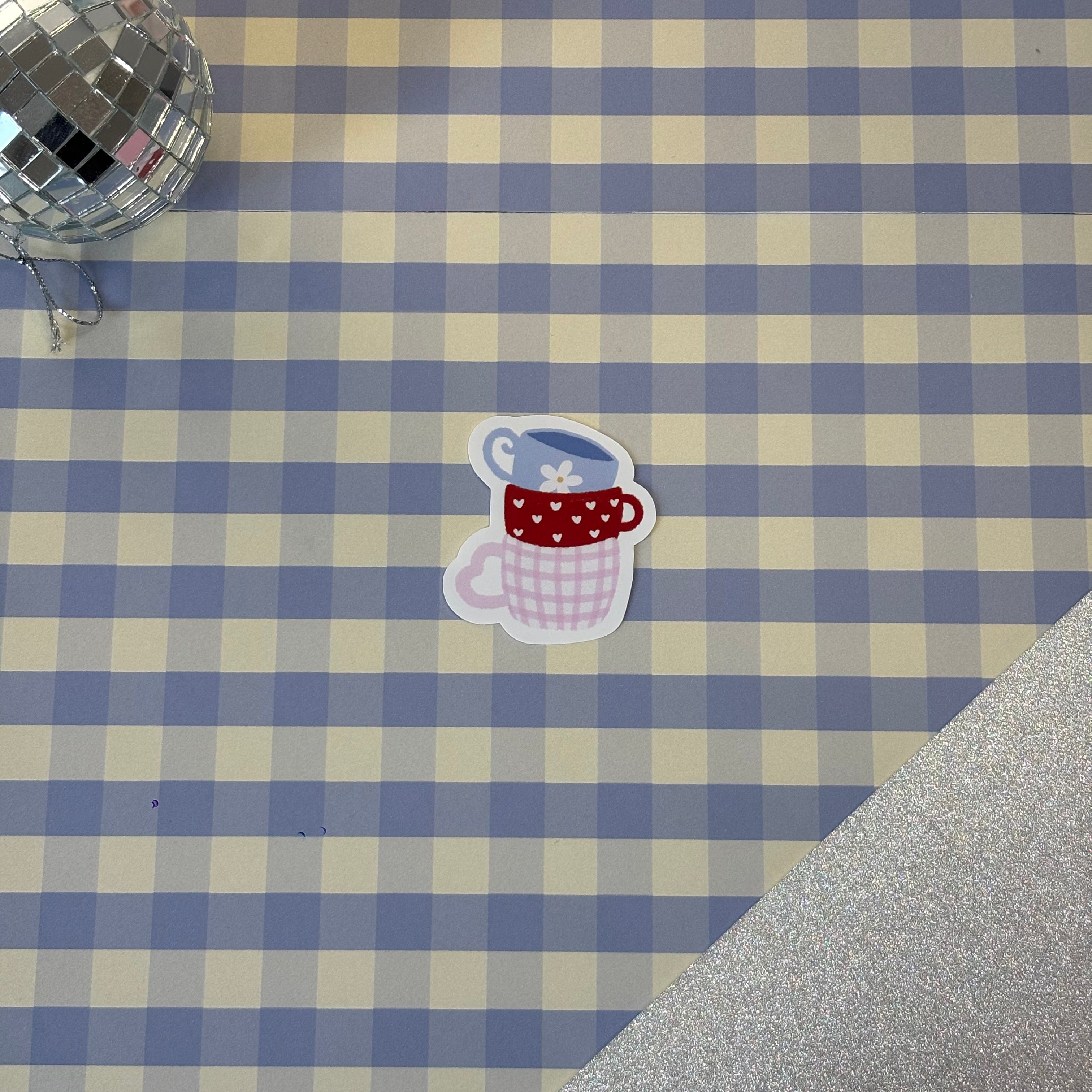 Sticker Tasses empilées